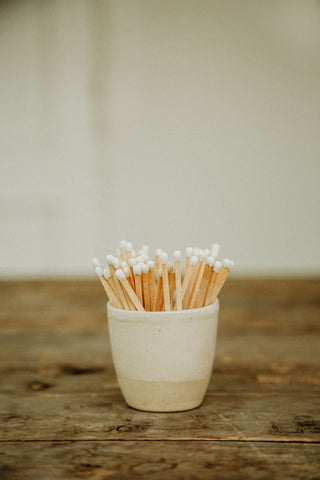 Aos-si Match Strike Pot